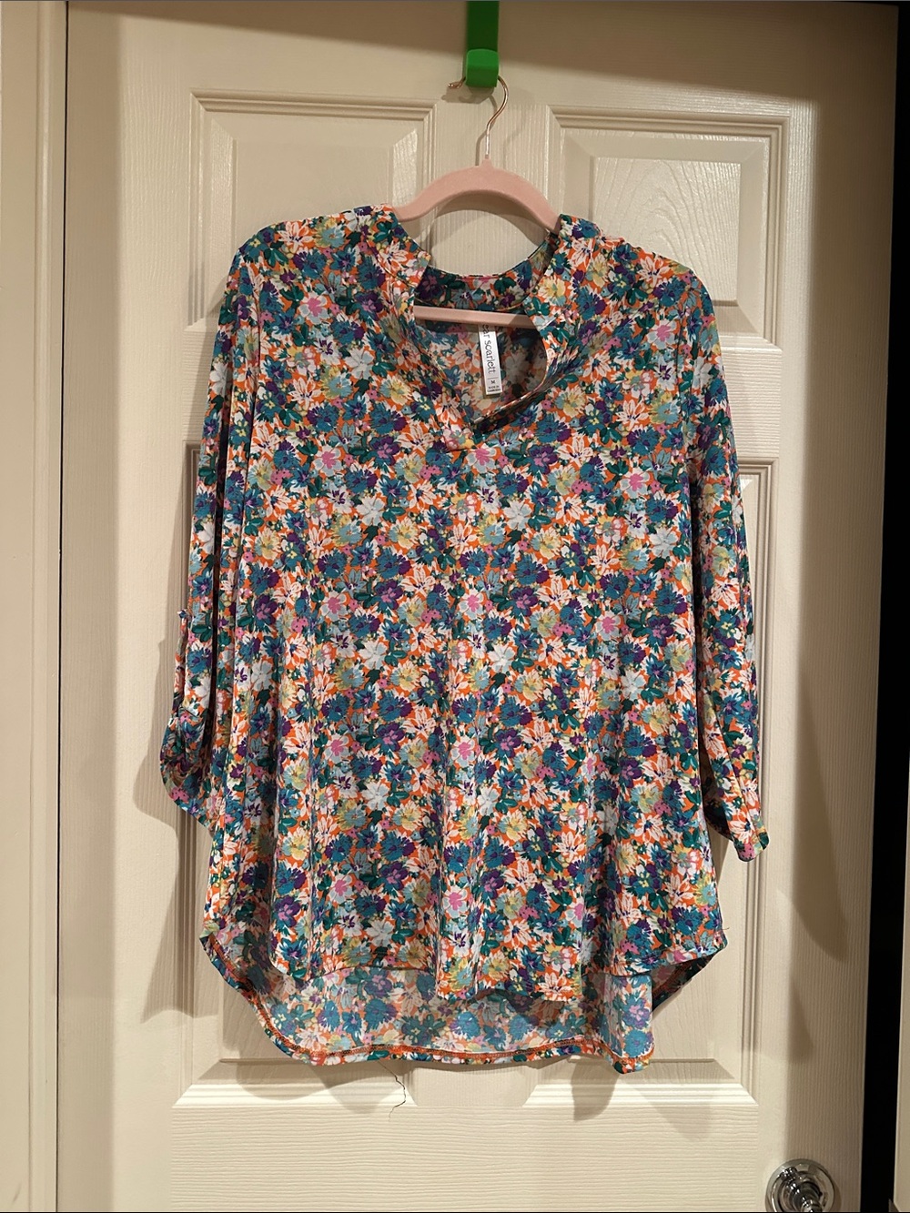 Women's Floral V-Neck Blouse in Teal Multicolor